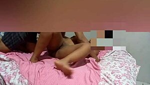 want to lick that morena's delicious pussy in homemade muff diving scene?