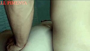 Married amateur gives ass in hotel for anal sex.