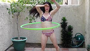 Trixx The Fitness Girl Tries Hooping