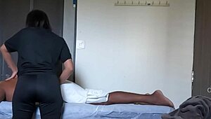 Indian girl gives suggestive massage