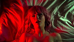 raven's beautiful agony with dildo and toys 😍