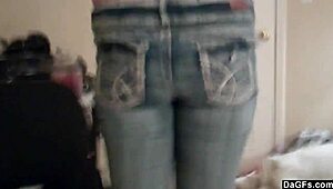 Lovely amateur fingers her shaved pussy boldly