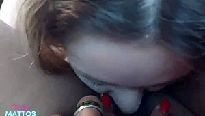 Kongkek kawan di bangku belakang Uber termasuk anal & pancut - Mary Redqueen!