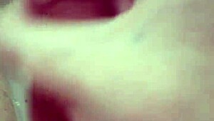 This gay teen is masturbating solo 😏