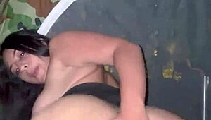 Despues De Un Largo Viaje Tuvimos Sexo En El Campamento Y Semen Al Aire Libre