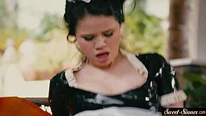 Big Booty Maid Gets Screwed And Sprayed With Jizz