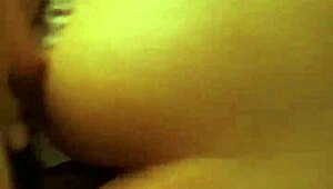 치볼라 리카 인상 가슴 과시 자랑