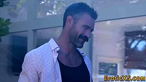 Blonde Babe With Voluptuous Figure Enjoys Relaxing Touch In High Definition Setting