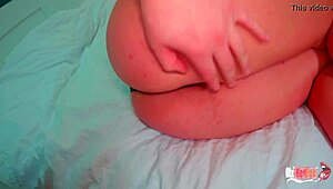 Kuuma hoikka äiti isolla perseellä sallii pojanpojan POV hauskan