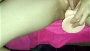 Japanese Latina milf Kim Long introduces herself from Korea