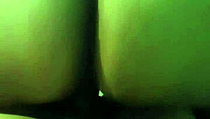 she seduces friend in motel