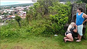 Câmera do Parque Flagra Casal Fodendo em Público com Estilo