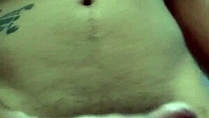 Hoy Traigo Solo Masturbation Video with Intense Cumshot Action!