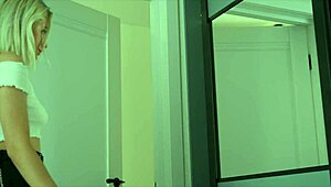 Mira David Gets Fucked Doggystyle And Cum Floods Her Face