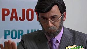 Pajoy battles RubalPollas in wild cosplay action! 😜