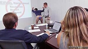 Гледай гей индианец безкондомен секс в сексуалния клас