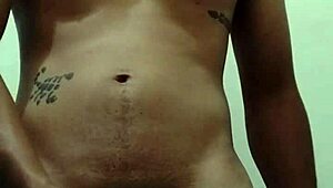 Hoy Traigo Solo Masturbation Video with Intense Cumshot Action!