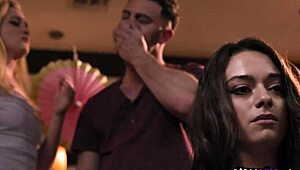 Seth and Charlie invite Sophia for a threesome deepthroat session 😏