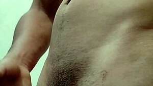 Hoy Traigo Solo Masturbation Video with Intense Cumshot Action!