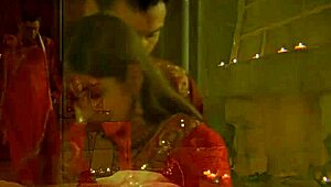 Bold Asian Couple Shows Off Oral Skills in Massage