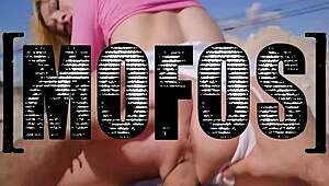 Indica Monroe enters Scott Nails' car through the window and heads for his seat - Mofos