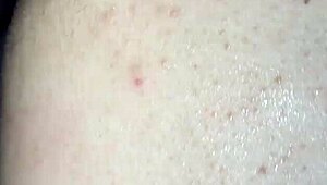 Am I fucking this nice white ass bareback?