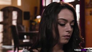 Seth and Charlie invite Sophia for a threesome deepthroat session 😏