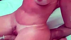 Wife shows husband her love for anal in the motel.