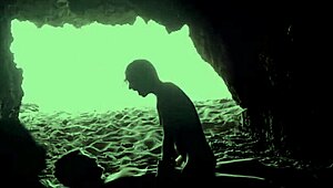 Amateurs Have Hidden Beach Sex