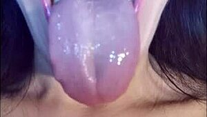 Cute Teen 18+ Wants You In Her Pretty Mouth