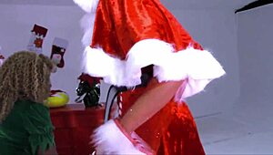 Nadia white licks nins rivera's pussy