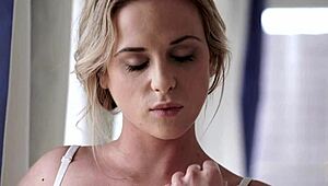 Craving That Fetish Hottie Getting Railed Hard