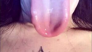 Cute Teen 18+ Wants You In Her Pretty Mouth