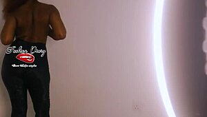 Indian model gets hard fucking after fashion show