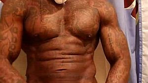 bbc worship hallelujah johnson jerks off for cash 😍