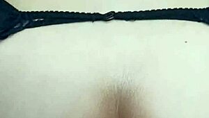 Caliento a Mi Chico con Mi Redondo y Hermoso Culo para Jugar.