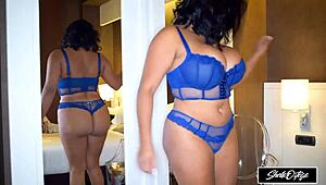 i watch the latina brunette moaning while deepthroating and teasing her fat ass in front of the mirror. She cums with cunilingus and glasses.