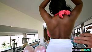 Hugetits ebony milf gives deepthroat and gets jizzsprayed