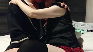 Amateur girl in red miniskirt sucks dick?