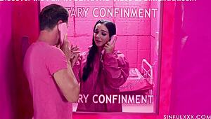 i'm watching this couple fuck with shaved pussy and monster cock