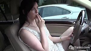 Wow! Yanks Babe Savannah Sly Cums Hard in Car Solo!