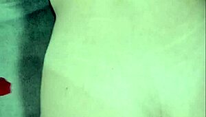 i met this big-ass blonde at carnival and she gave it all up without lube or condom