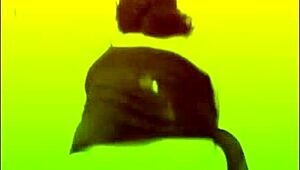 peruvian fat trans stretches asshole with deep dildo in anal insertions