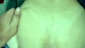 i met this big-ass blonde at carnival and she gave it all up without lube or condom