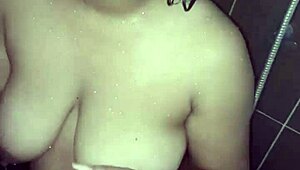 Viral Video of Venezuelan Couple in the Bathroom with POV Perspective