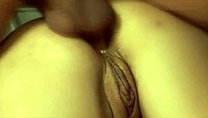 Amina Sky screams for rough deepthroat orgasm!