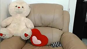 Amateur Webcam Girl Shows Off Her Big Tits And Boobs.