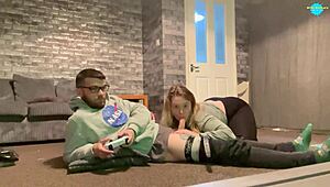 Gaming while teen girlfriend sucks cock, any boy's wet dream 😍