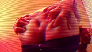 chica transexual fucks her ass for you sexy maddy 😏