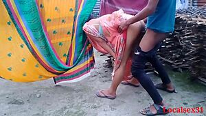 Desi Indian Bhabi Outdoor Hardcore Sex by LocalSex31
